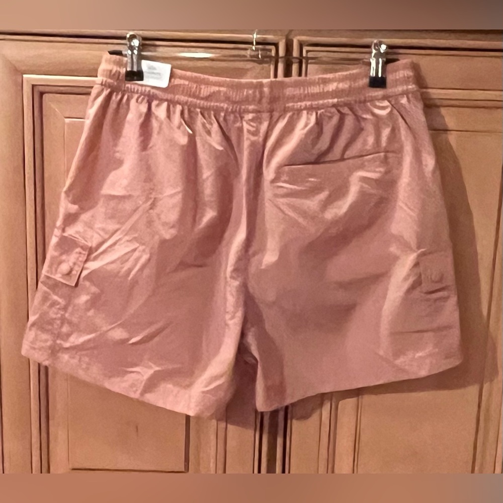 NWT PINK VS Satin Parachute Cargo Shorts - Picture 5 of 14